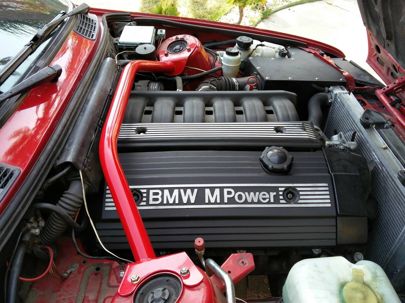Illustration for article titled For $13,999, Does This M-Equipped 1987 BMW 325is Hit You Right In The Feels?
